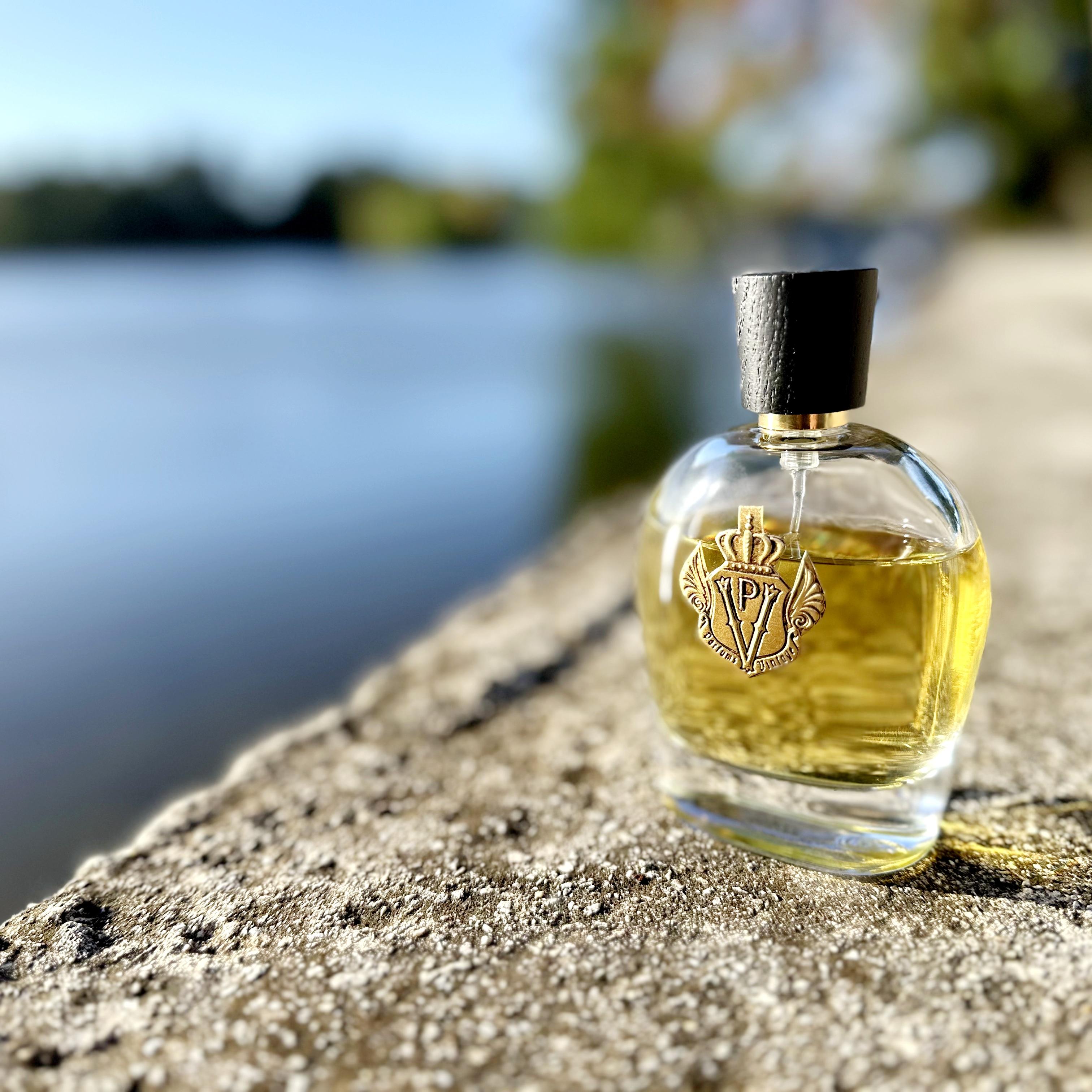 Parfums Vintage Vellichor EDP | My Perfume Shop