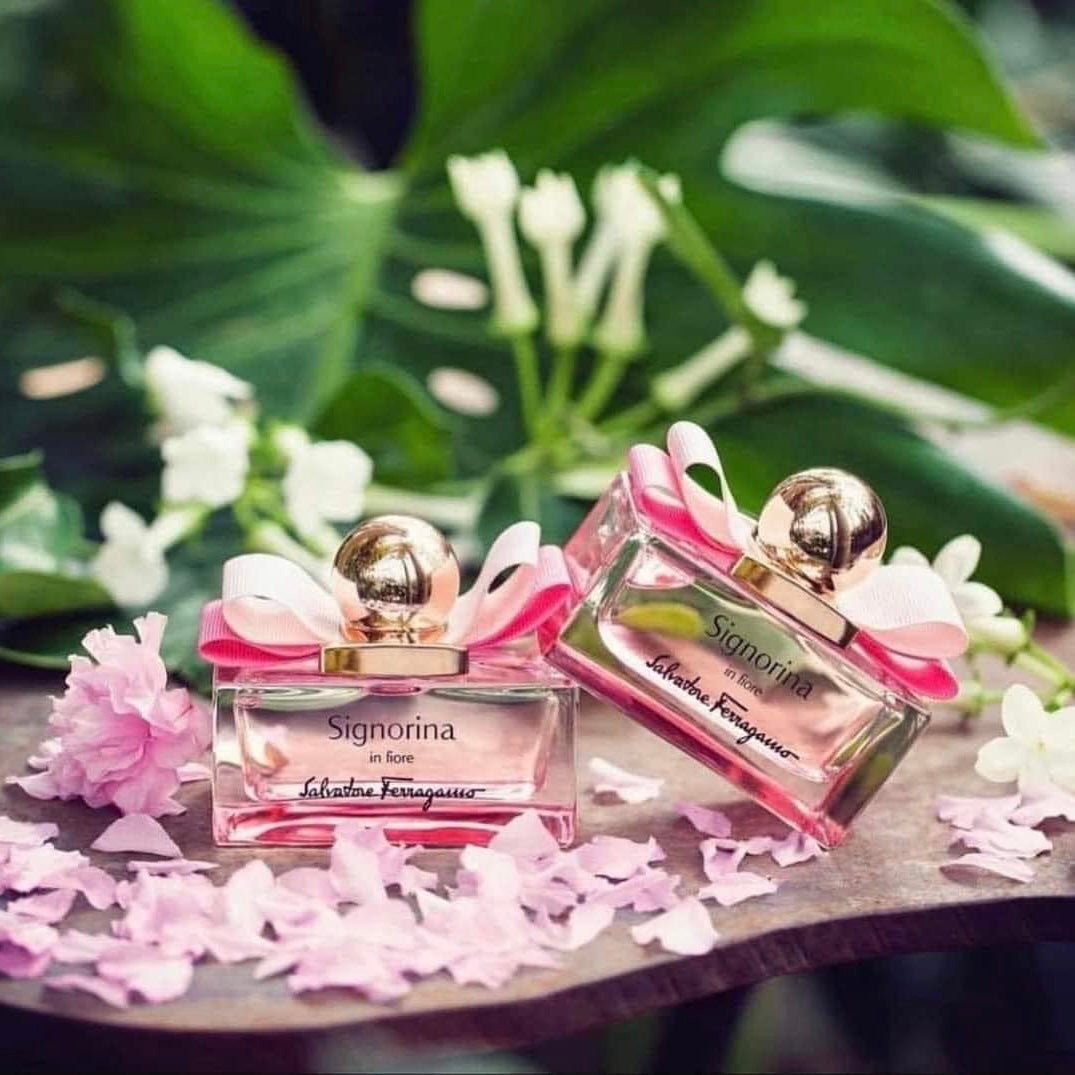Salvatore Ferragamo Signorina In Fiore Set | My Perfume Shop